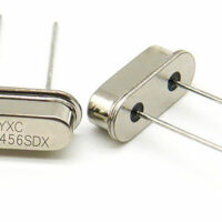 HC-49US 14.7456 MHz Quartz Crystal | 20pF | 20PPM | DIP Through-Hole